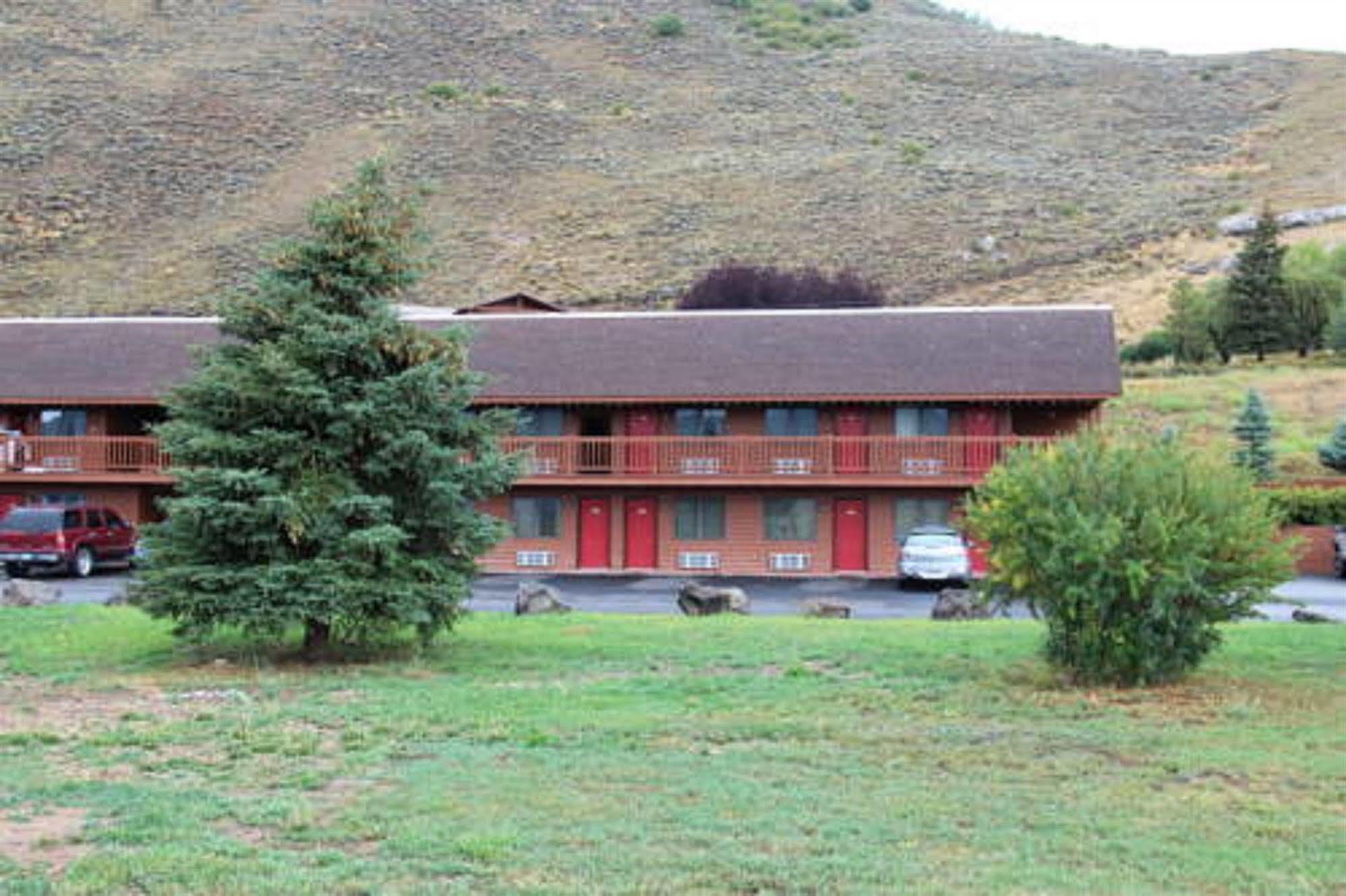 Flat Creek Inn Τζάκσον Εξωτερικό φωτογραφία